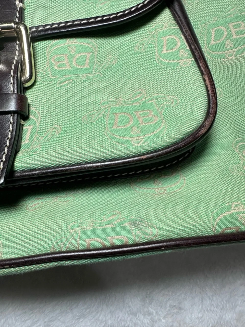 Dooney & Bourke Vintage Canvas Tote Bag Matching Coin Purse Set green/brown